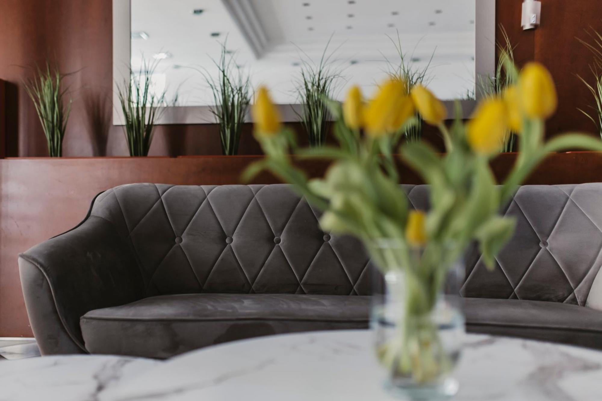 Hotel I Restauracja Borowianka Ostrów Wielkopolski Kültér fotó