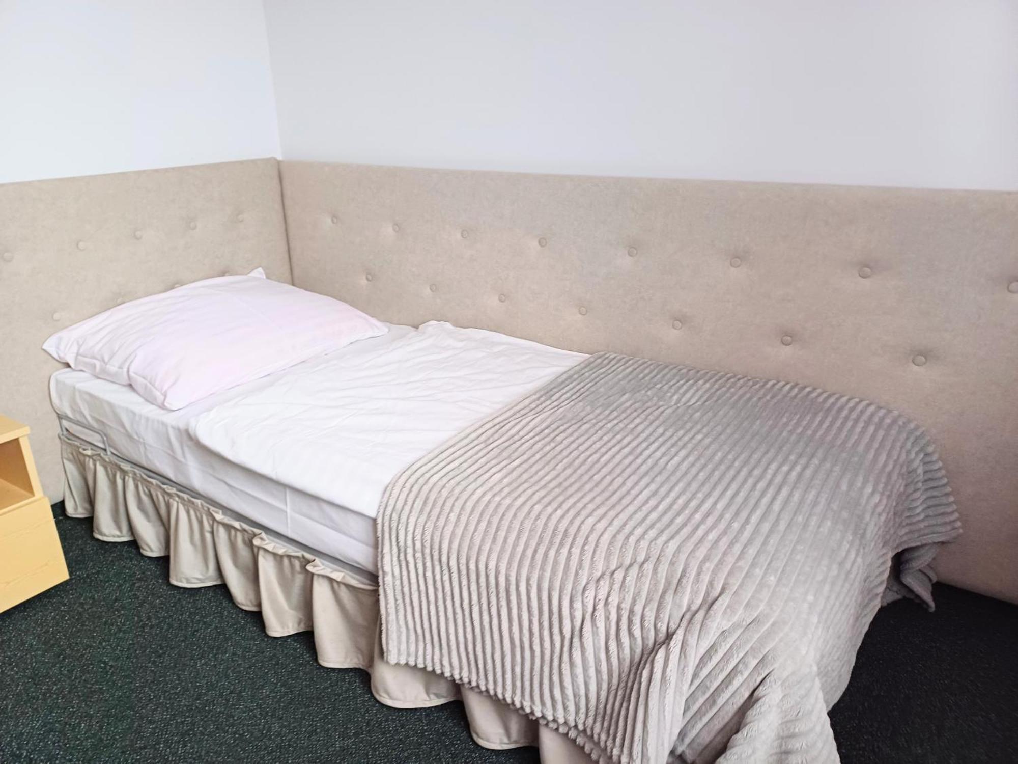 Hotel I Restauracja Borowianka Ostrów Wielkopolski Kültér fotó
